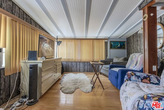 2251 Moss Avenue, Los Angeles, CA 90065