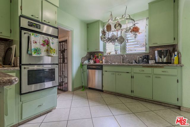 2251 Moss Avenue, Los Angeles, CA 90065
