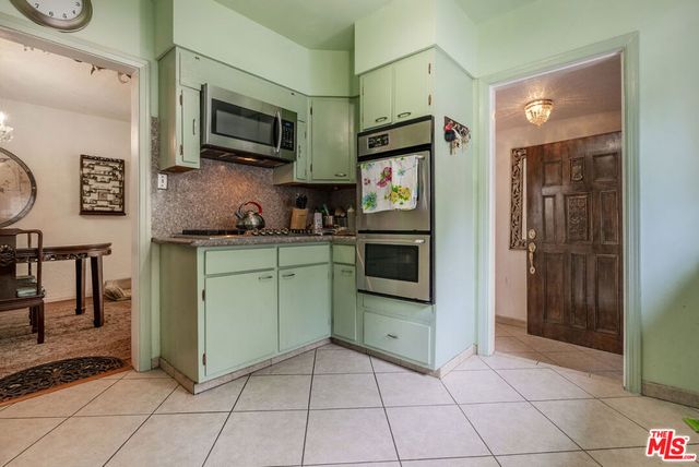 2251 Moss Avenue, Los Angeles, CA 90065