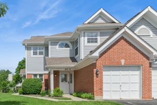 208 Chesterfield Court B, Schaumburg, IL 60193