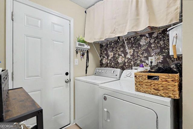 9421 Forest Knoll Drive, Jonesboro, GA 30238