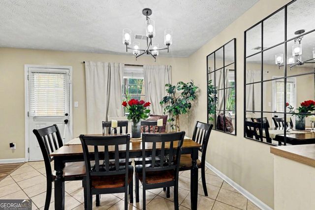 9421 Forest Knoll Drive, Jonesboro, GA 30238