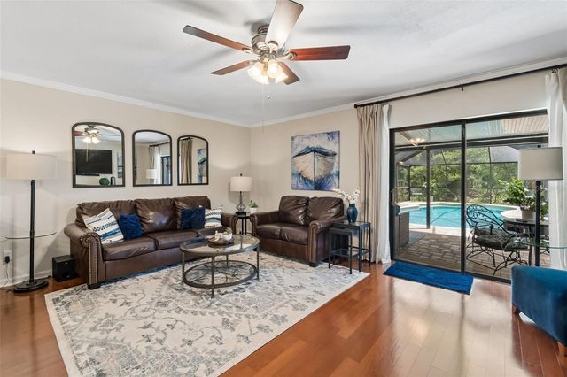 1005 HIGHGROVE COURT, Valrico, FL 33596