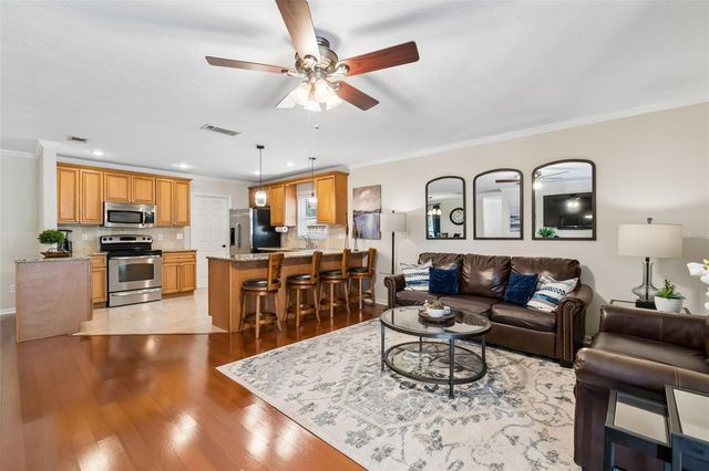 1005 HIGHGROVE COURT, Valrico, FL 33596