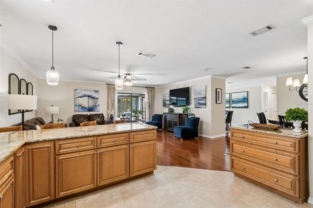 1005 HIGHGROVE COURT, Valrico, FL 33596