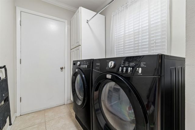 1005 HIGHGROVE COURT, Valrico, FL 33596