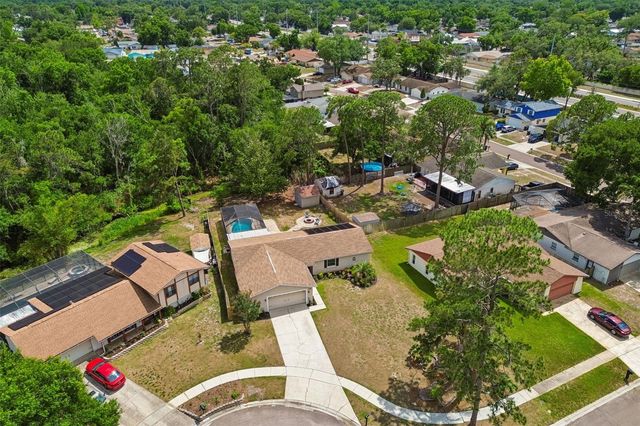 1005 HIGHGROVE COURT, Valrico, FL 33596