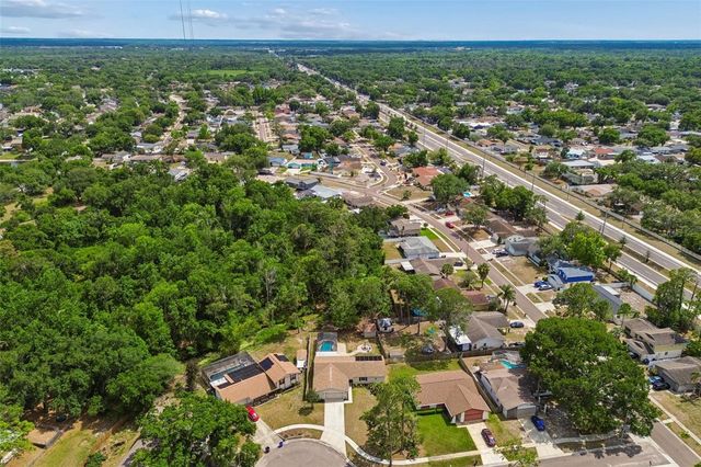 1005 HIGHGROVE COURT, Valrico, FL 33596