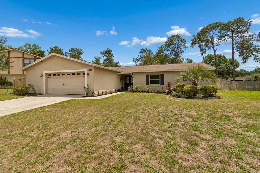 1005 HIGHGROVE COURT, Valrico, FL 33596