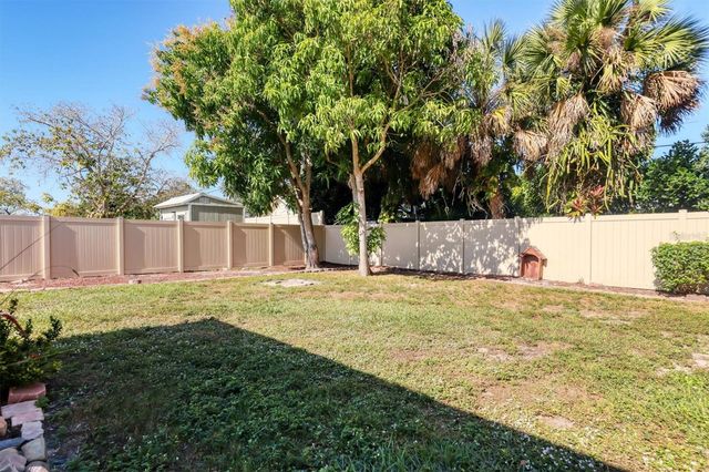 3621 GLEN RIDGE LANE, Sarasota, FL 34233