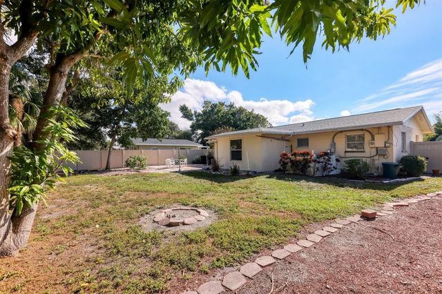 3621 GLEN RIDGE LANE, Sarasota, FL 34233