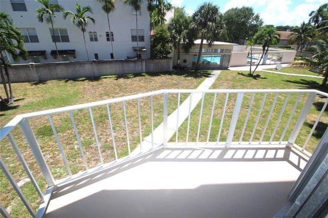 1967 S Ocean Blvd Apt 211C 211-C, Lauderdale By The Sea, FL 33062
