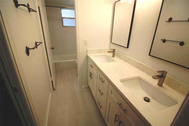 1967 S Ocean Blvd Apt 211C 211-C, Lauderdale By The Sea, FL 33062