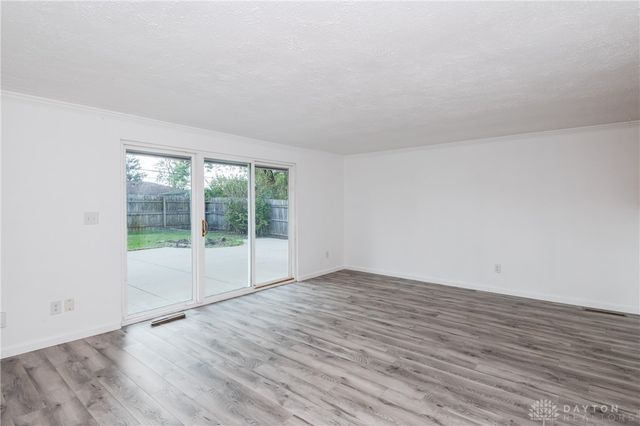 7866 Harshmanville Road, Dayton, OH 45424