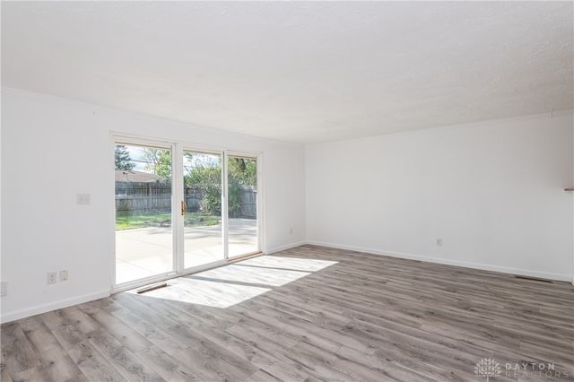 7866 Harshmanville Road, Dayton, OH 45424