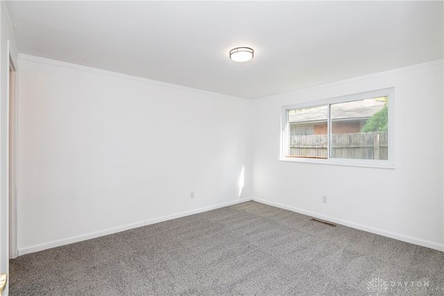 7866 Harshmanville Road, Dayton, OH 45424