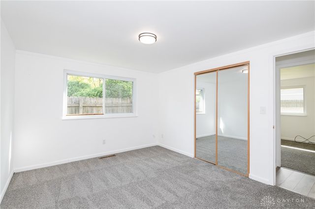 7866 Harshmanville Road, Dayton, OH 45424