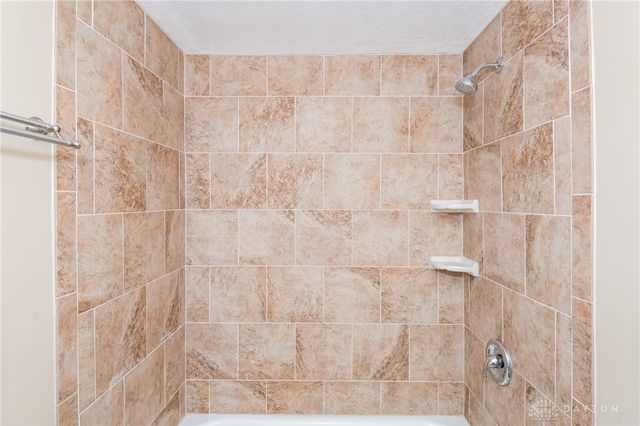 7866 Harshmanville Road, Dayton, OH 45424