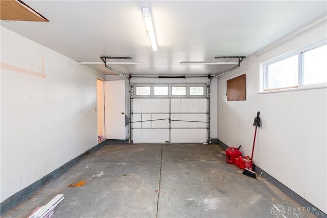 7866 Harshmanville Road, Dayton, OH 45424