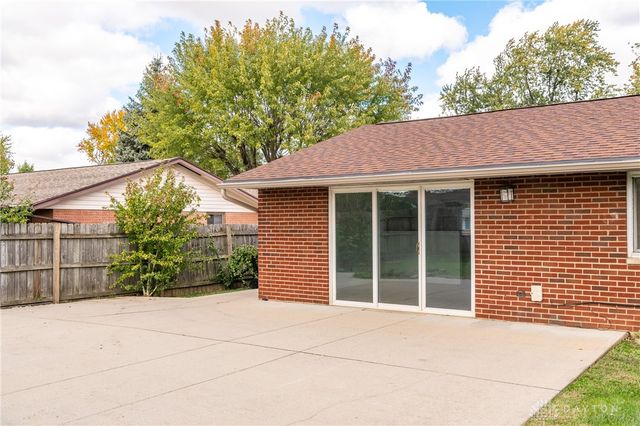 7866 Harshmanville Road, Dayton, OH 45424