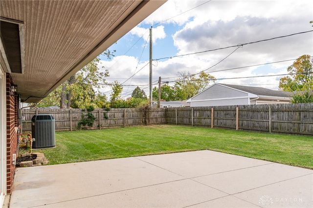 7866 Harshmanville Road, Dayton, OH 45424