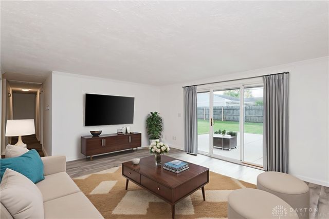 7866 Harshmanville Road, Dayton, OH 45424