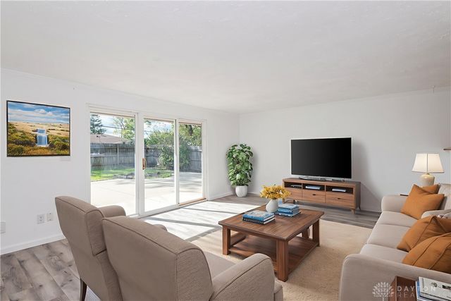 7866 Harshmanville Road, Dayton, OH 45424