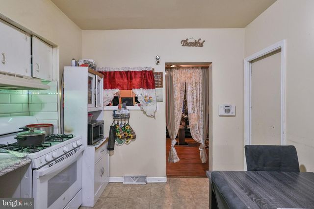 912 SPRUCE ST, Easton, PA 18042