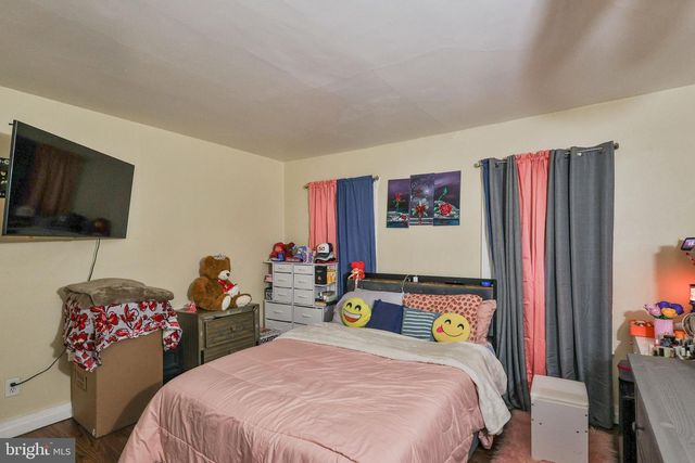 912 SPRUCE ST, Easton, PA 18042