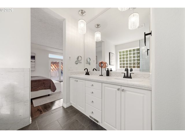 16810 Se 34TH Way, Vancouver, WA 98683