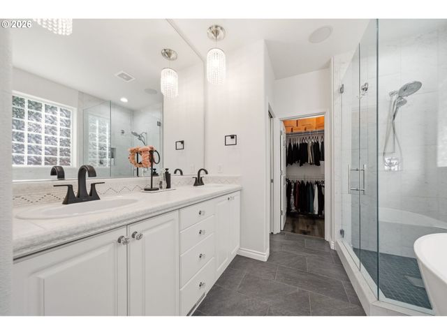 16810 Se 34TH Way, Vancouver, WA 98683