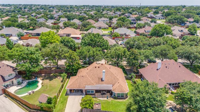 905 Brittany Drive, Lewisville, TX 75067
