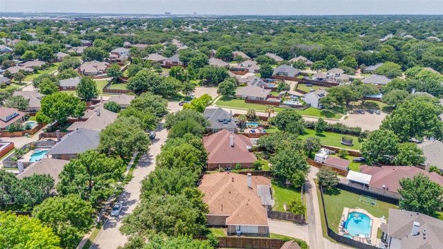 905 Brittany Drive, Lewisville, TX 75067