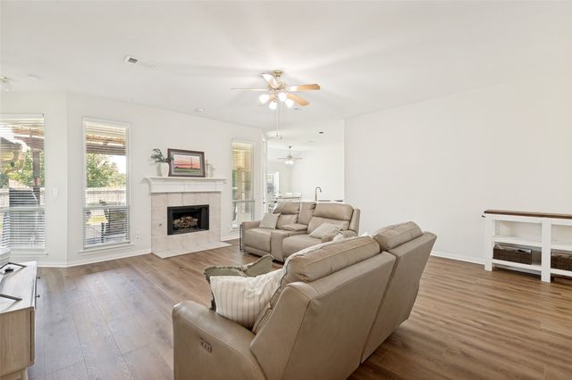 905 Brittany Drive, Lewisville, TX 75067
