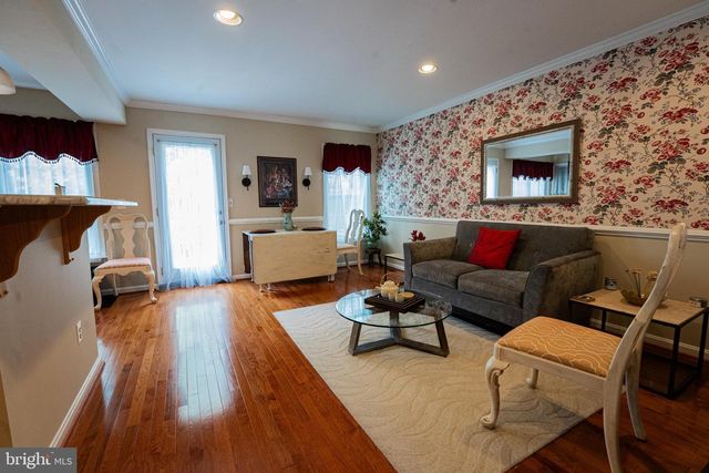 20933 SANDSTONE SQ, Sterling, VA 20165