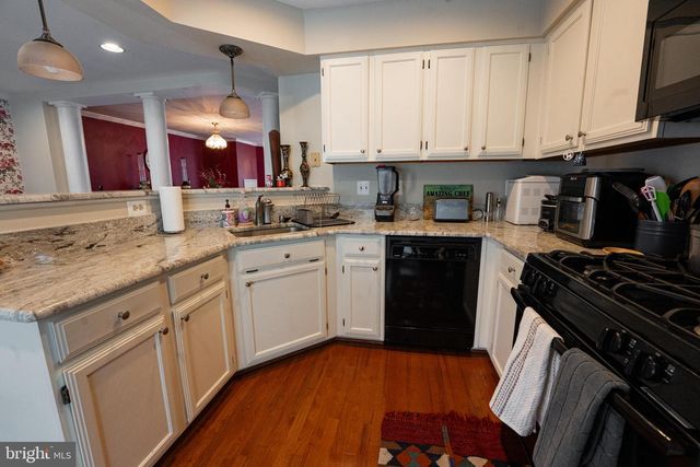 20933 SANDSTONE SQ, Sterling, VA 20165