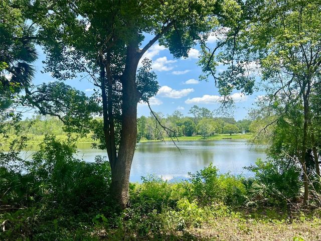 VISTA STREET, Lake Helen, FL 32744