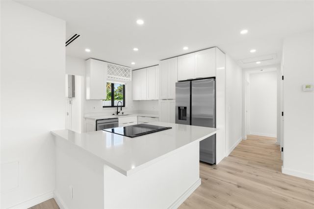 455 SW 14th Ct, Pompano Beach, FL 33060