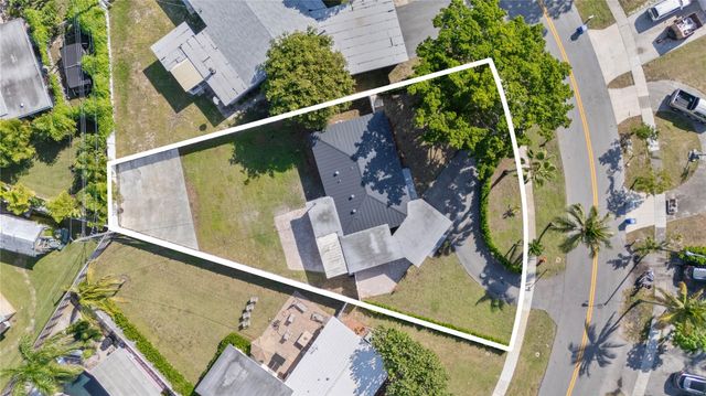 455 SW 14th Ct, Pompano Beach, FL 33060