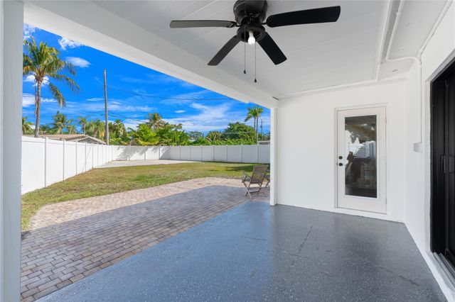 455 SW 14th Ct, Pompano Beach, FL 33060