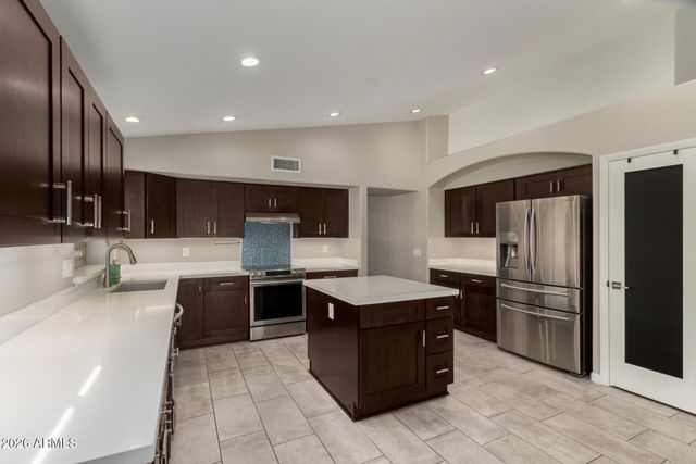 20016 N 65th Drive, Glendale, AZ 85308