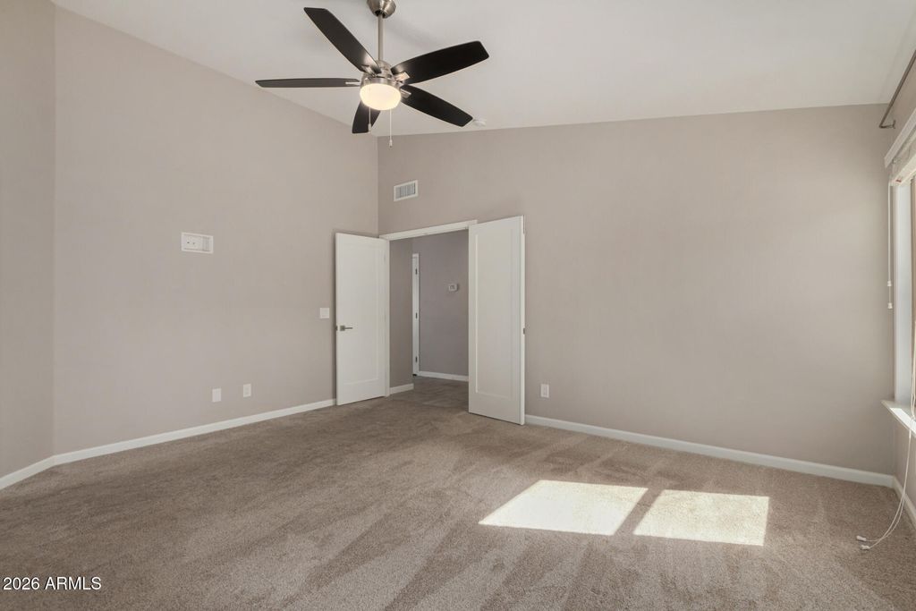 Image 20 of property listing at 20016 N 65th Drive, Glendale, AZ 85308