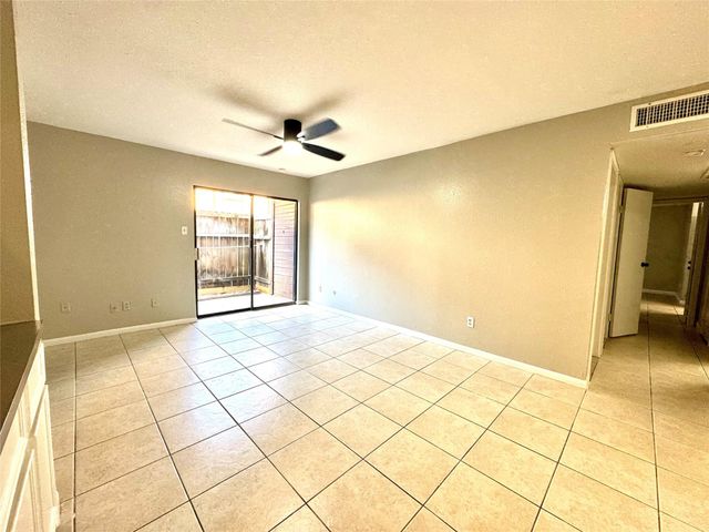 9090 S Braeswood Boulevard 47, Houston, TX 77074