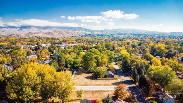 5107 W Promise Ln, Boise, ID 83703