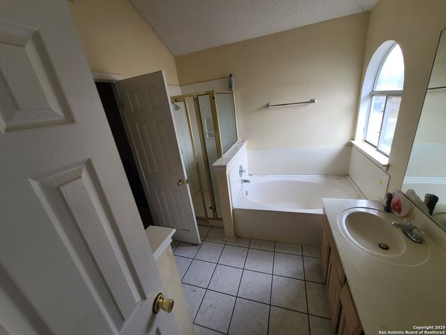 8607 Silver Quail, San Antonio, TX 78250