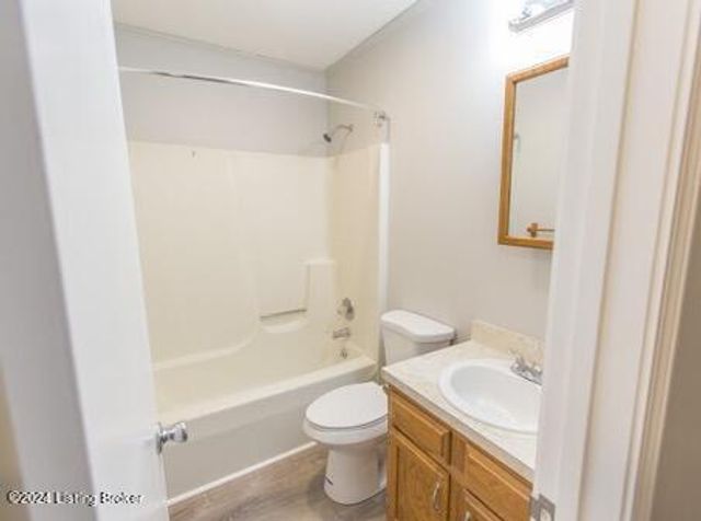 3509 Tabor Ct 3, New Albany, IN 47150