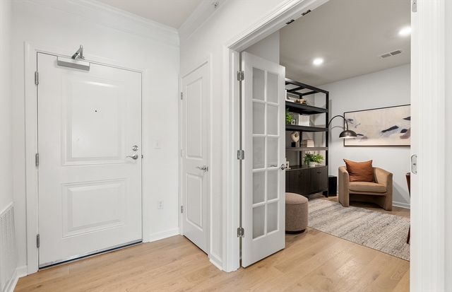 30 Coppersmith Way 502, Canton, MA 02021