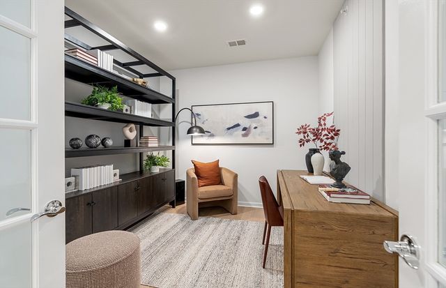 30 Coppersmith Way 502, Canton, MA 02021