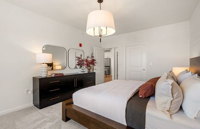 30 Coppersmith Way 502, Canton, MA 02021