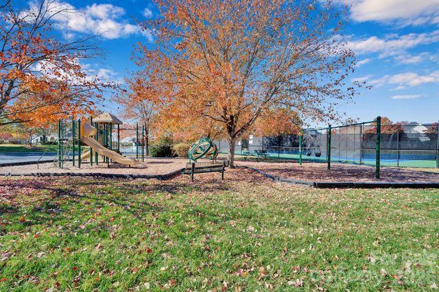 535 Brightleaf Place NW, Concord, NC 28027